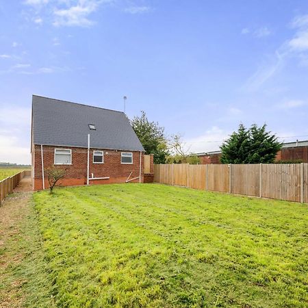 4 Bedroom House Boston Lincs Pet & Child Friendly Exteriör bild